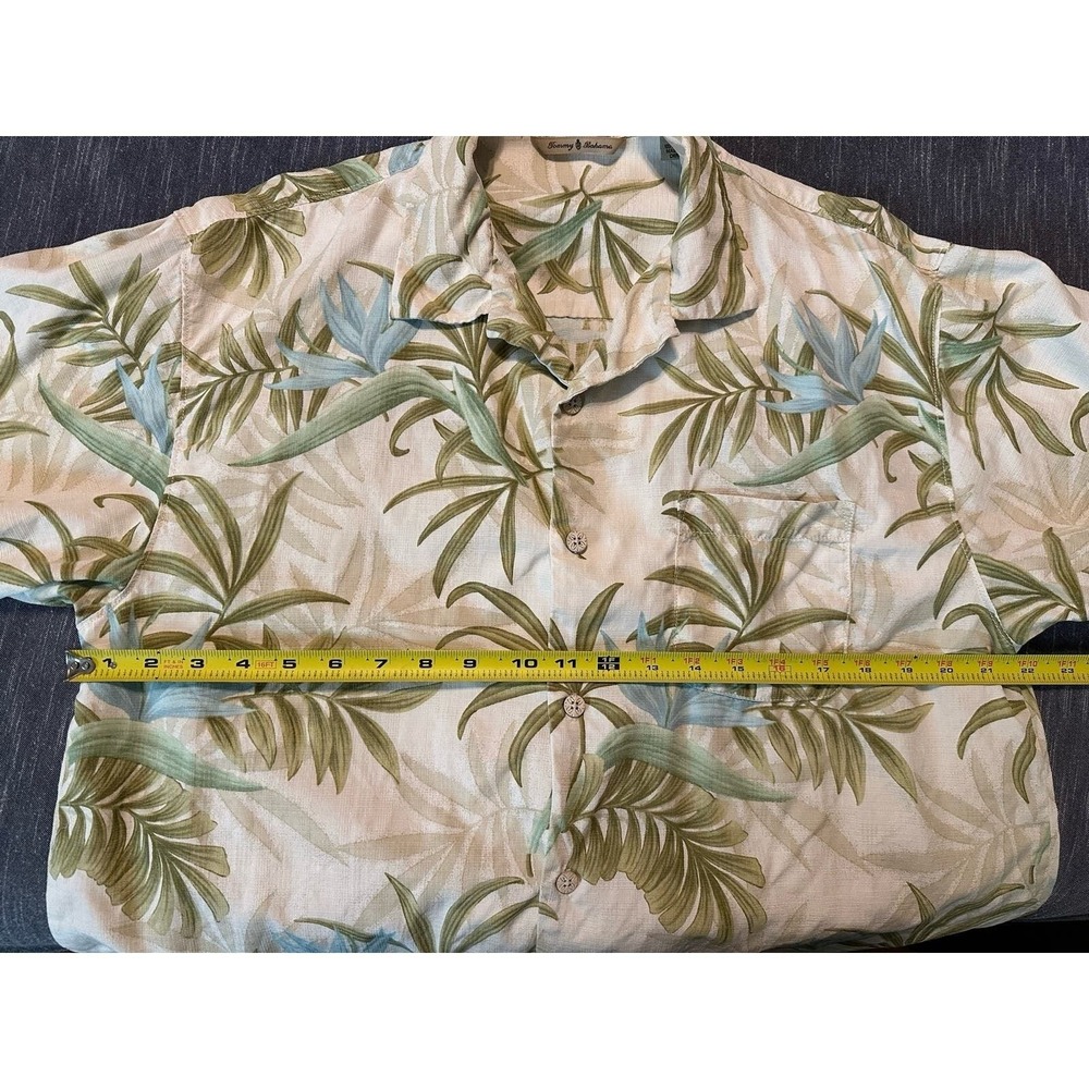 Tommy Bahama Men Tropical Palm Bird of Paradise Button Front Camp Shirt M Cream